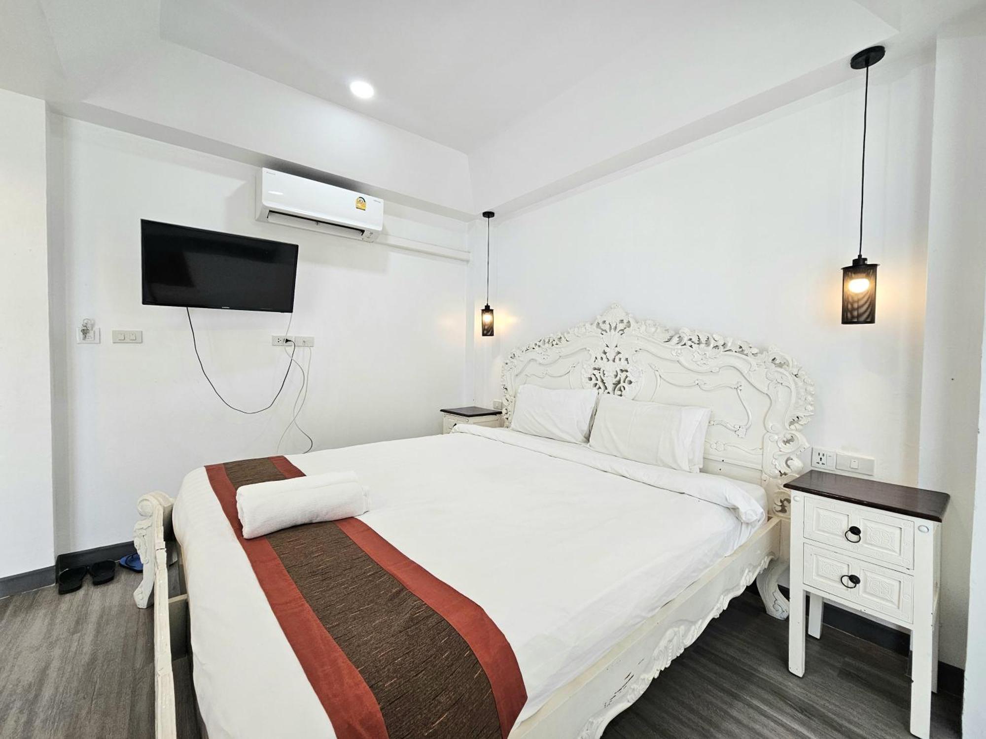 39 Living Pattaya Villa Bagian luar foto